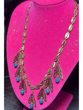 Necklace vintage Egyptian gold plated leaves turquoise colored beads 18” EUC